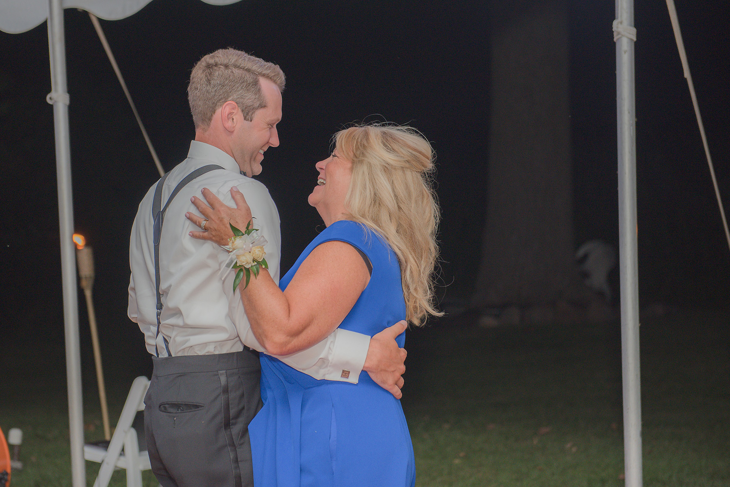 lake county wedding photographer mother son dance